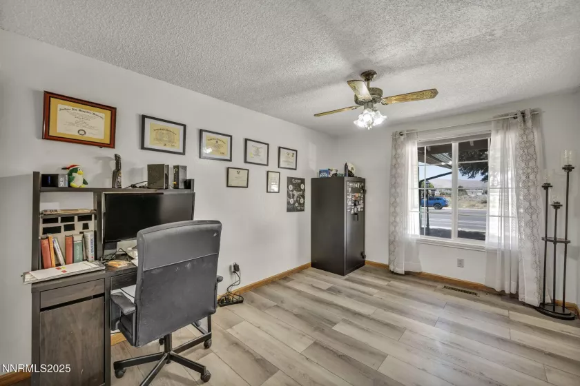 1301 Colorado, Carson City, Nevada 89701, 3 Bedrooms Bedrooms, ,2 BathroomsBathrooms,Residential,Residential,Colorado,250054064