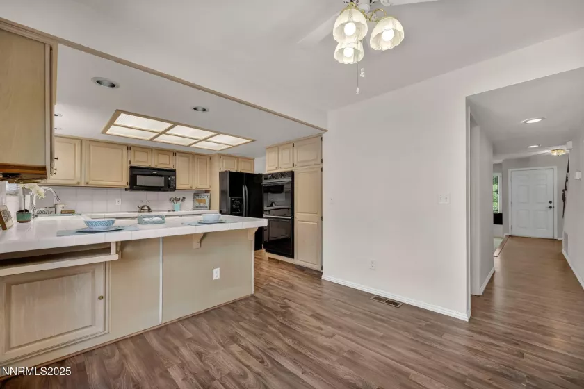 1481 Foster, Reno, Nevada 89509, 3 Bedrooms Bedrooms, ,3 BathroomsBathrooms,Residential,Residential,Foster,250054065