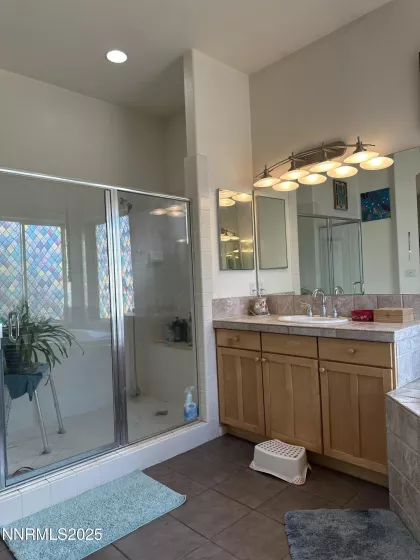 460 Mystic Mountain, Sparks, Nevada 89441, 4 Bedrooms Bedrooms, ,3 BathroomsBathrooms,Residential,Residential,Mystic Mountain,250054066