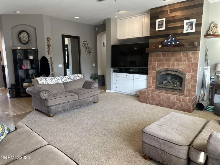460 Mystic Mountain, Sparks, Nevada 89441, 4 Bedrooms Bedrooms, ,3 BathroomsBathrooms,Residential,Residential,Mystic Mountain,250054066