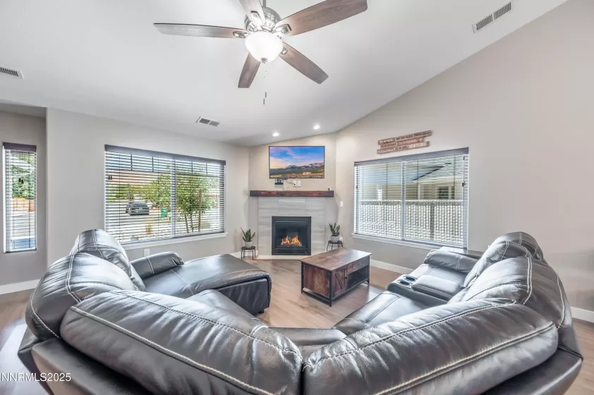 4283 Knoblock, Carson City, Nevada 89706, 3 Bedrooms Bedrooms, ,2 BathroomsBathrooms,Residential,Residential,Knoblock,250002793