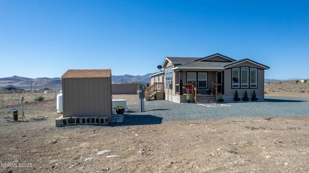 6535 Iron Mountain, Stagecoach, Nevada 89429, 3 Bedrooms Bedrooms, ,2 BathroomsBathrooms,Residential,Residential,Iron Mountain,250054067