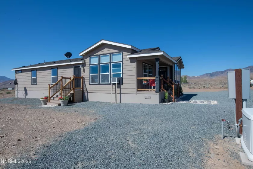 6535 Iron Mountain, Stagecoach, Nevada 89429, 3 Bedrooms Bedrooms, ,2 BathroomsBathrooms,Residential,Residential,Iron Mountain,250054067