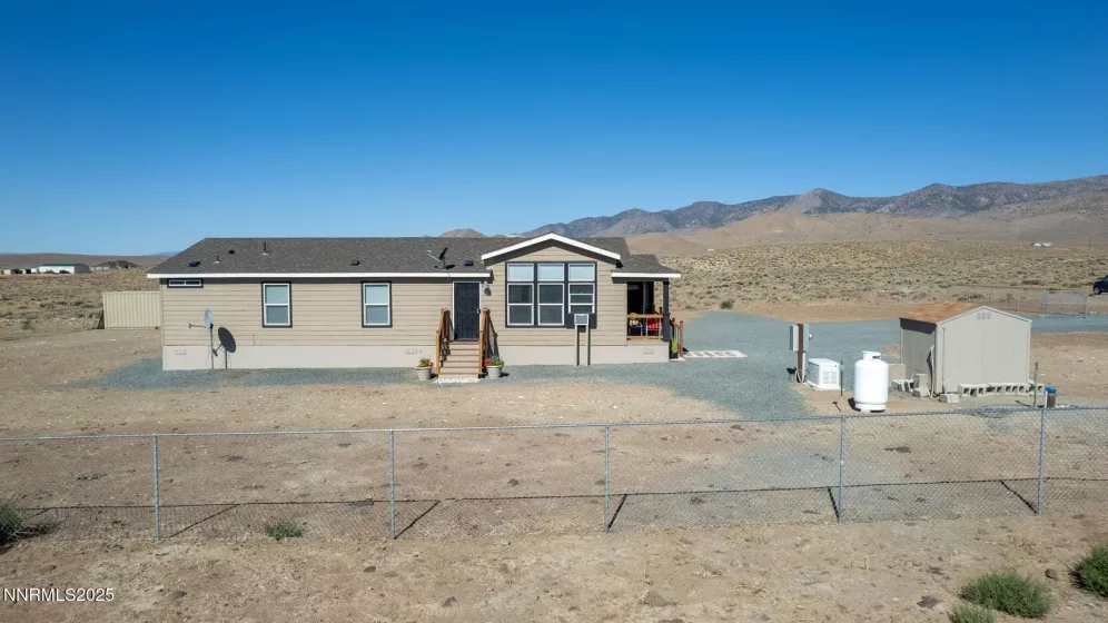 6535 Iron Mountain, Stagecoach, Nevada 89429, 3 Bedrooms Bedrooms, ,2 BathroomsBathrooms,Residential,Residential,Iron Mountain,250054067