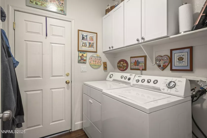 1717 Burwood, Reno, Nevada 89521, 2 Bedrooms Bedrooms, ,2 BathroomsBathrooms,Residential,Residential,Burwood,250054068