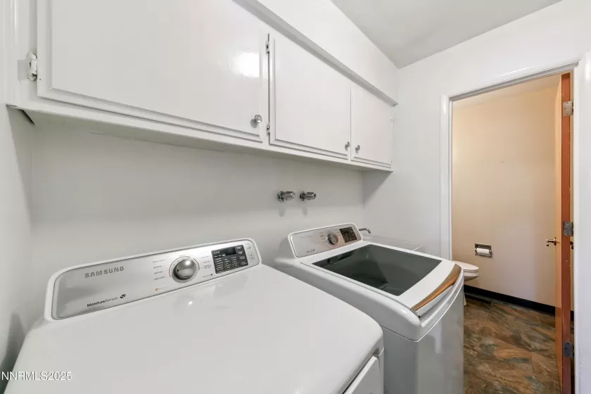 3550 Lone Tree, Reno, Nevada 89511, 3 Bedrooms Bedrooms, ,4 BathroomsBathrooms,Residential,Residential,Lone Tree,250054070