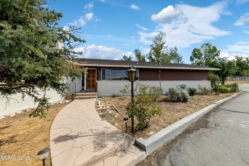3550 Lone Tree, Reno, Nevada 89511, 3 Bedrooms Bedrooms, ,4 BathroomsBathrooms,Residential,Residential,Lone Tree,250054070