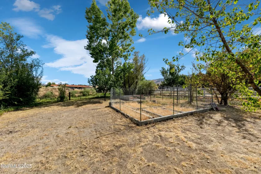 3550 Lone Tree, Reno, Nevada 89511, 3 Bedrooms Bedrooms, ,4 BathroomsBathrooms,Residential,Residential,Lone Tree,250054070