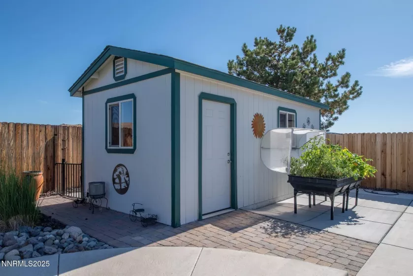 5963 Gardenia, Sun Valley, Nevada 89433, 3 Bedrooms Bedrooms, ,2 BathroomsBathrooms,Residential,Residential,Gardenia,250054071