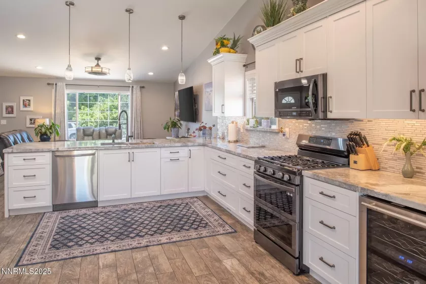 5963 Gardenia, Sun Valley, Nevada 89433, 3 Bedrooms Bedrooms, ,2 BathroomsBathrooms,Residential,Residential,Gardenia,250054071