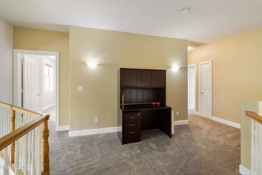 6851 Woodburn, Sparks, Nevada 89436, 4 Bedrooms Bedrooms, ,3 BathroomsBathrooms,Residential,Residential,Woodburn,250054072