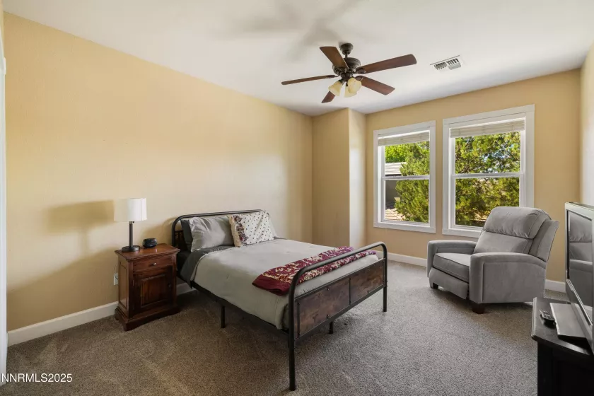6851 Woodburn, Sparks, Nevada 89436, 4 Bedrooms Bedrooms, ,3 BathroomsBathrooms,Residential,Residential,Woodburn,250054072