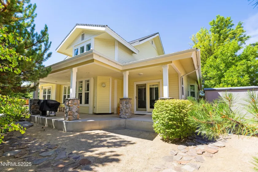 6851 Woodburn, Sparks, Nevada 89436, 4 Bedrooms Bedrooms, ,3 BathroomsBathrooms,Residential,Residential,Woodburn,250054072