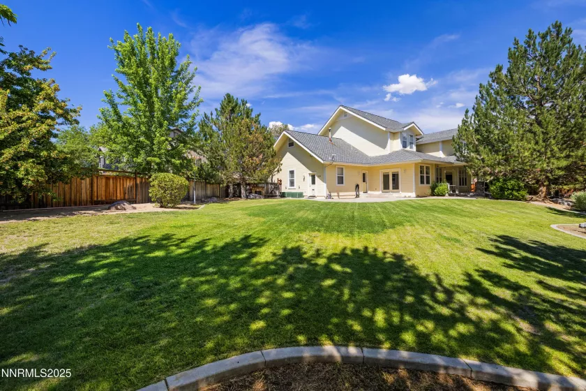 6851 Woodburn, Sparks, Nevada 89436, 4 Bedrooms Bedrooms, ,3 BathroomsBathrooms,Residential,Residential,Woodburn,250054072