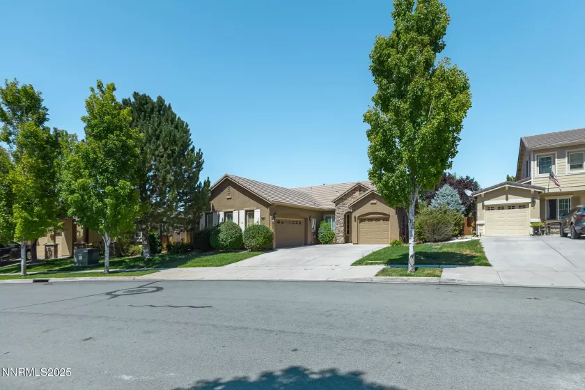 4140 Mystery, Sparks, Nevada 89436, 3 Bedrooms Bedrooms, ,2 BathroomsBathrooms,Residential,Residential,Mystery,250054073