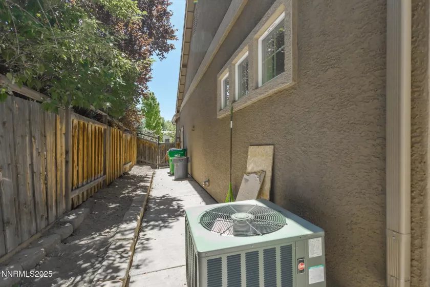 4140 Mystery, Sparks, Nevada 89436, 3 Bedrooms Bedrooms, ,2 BathroomsBathrooms,Residential,Residential,Mystery,250054073