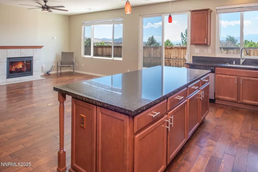 5345 Energystone, Sparks, Nevada 89436, 4 Bedrooms Bedrooms, ,3 BathroomsBathrooms,Residential,Residential,Energystone,250054076