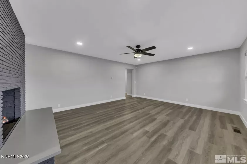 410 Reno, Reno, Nevada 89509, 3 Bedrooms Bedrooms, ,2 BathroomsBathrooms,Residential,Residential,Reno,250054077