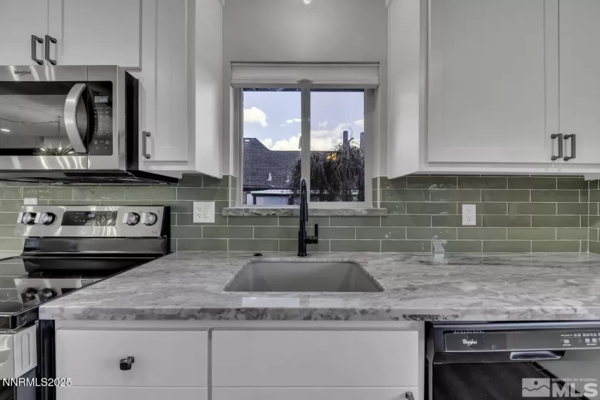 410 Reno, Reno, Nevada 89509, 3 Bedrooms Bedrooms, ,2 BathroomsBathrooms,Residential,Residential,Reno,250054077