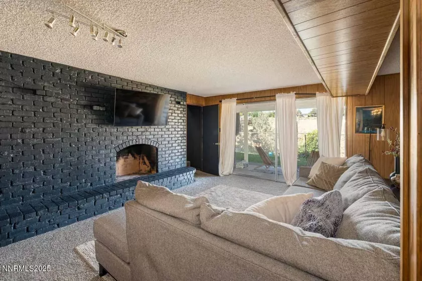 2301 Solari, Reno, Nevada 89509, 4 Bedrooms Bedrooms, ,3 BathroomsBathrooms,Residential,Residential,Solari,250054093