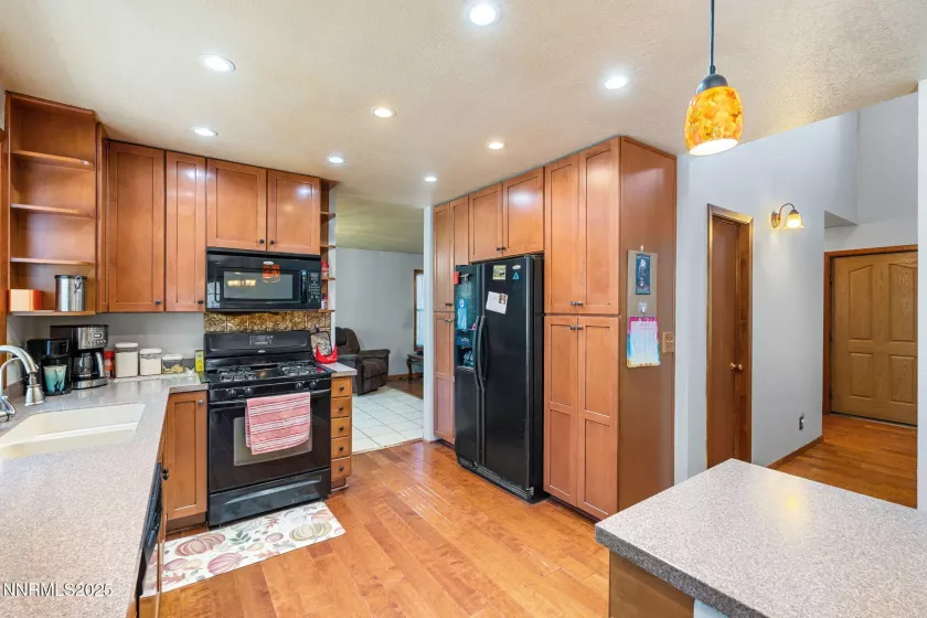 21615 Dortort, Reno, Nevada 89521, 3 Bedrooms Bedrooms, ,3 BathroomsBathrooms,Residential,Residential,Dortort,250054096