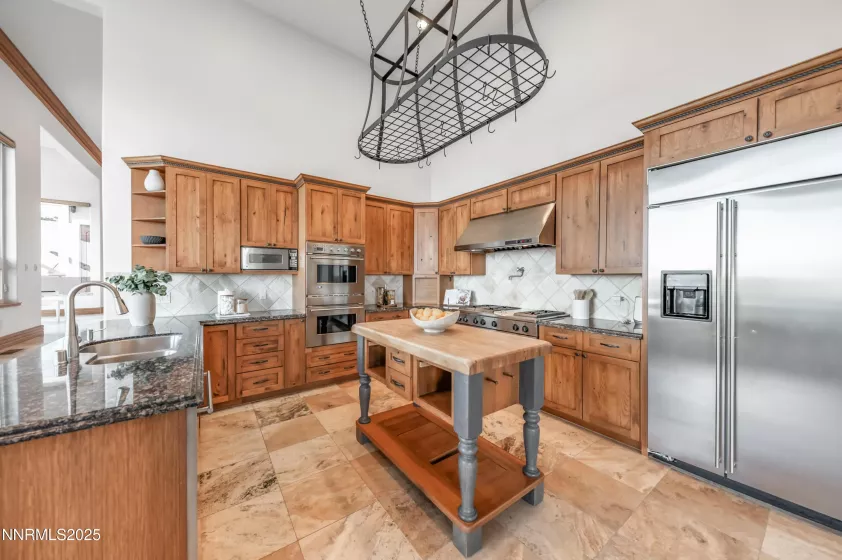 1138 Eagle Vista, Reno, Nevada 89511, 4 Bedrooms Bedrooms, ,5 BathroomsBathrooms,Residential,Residential,Eagle Vista,250054097