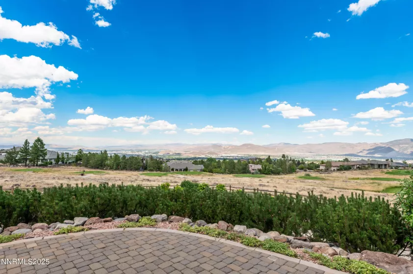 1138 Eagle Vista, Reno, Nevada 89511, 4 Bedrooms Bedrooms, ,5 BathroomsBathrooms,Residential,Residential,Eagle Vista,250054097