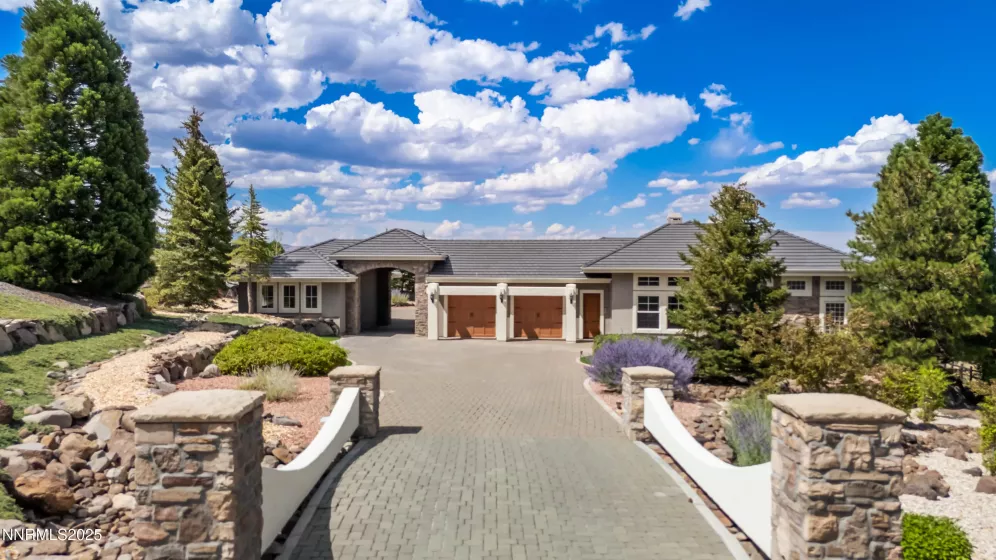 1138 Eagle Vista, Reno, Nevada 89511, 4 Bedrooms Bedrooms, ,5 BathroomsBathrooms,Residential,Residential,Eagle Vista,250054097