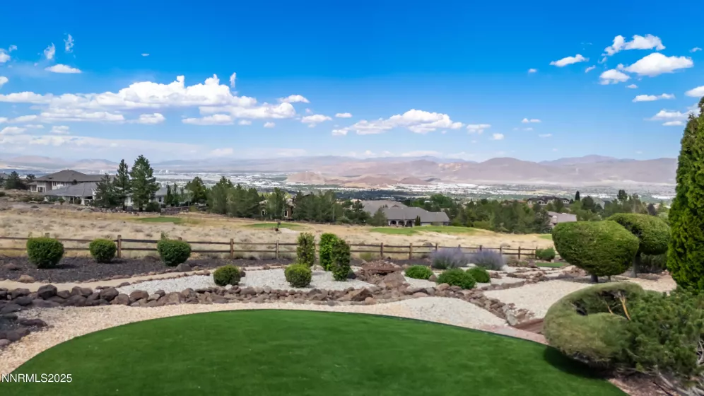 1138 Eagle Vista, Reno, Nevada 89511, 4 Bedrooms Bedrooms, ,5 BathroomsBathrooms,Residential,Residential,Eagle Vista,250054097