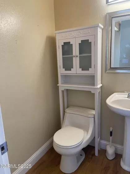 495 Isbell, Reno, Nevada 89502, 2 Bedrooms Bedrooms, ,3 BathroomsBathrooms,Residential,Residential,Isbell,250054099