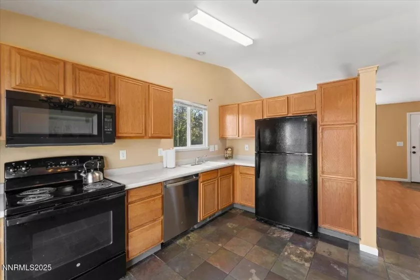 5760 Sculptor, Sun Valley, Nevada 89433, 2 Bedrooms Bedrooms, ,2 BathroomsBathrooms,Residential,Residential,Sculptor,250054104