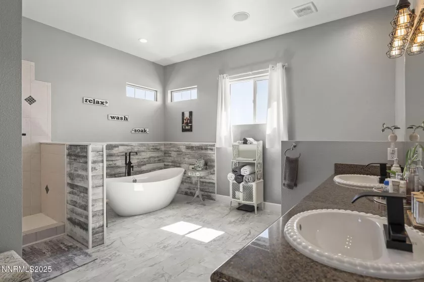 45 Stags Leap, Spanish Springs, Nevada 89441, 5 Bedrooms Bedrooms, ,4 BathroomsBathrooms,Residential,Residential,Stags Leap,250054109