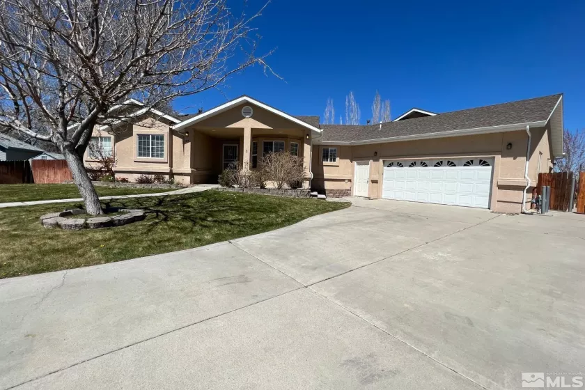 45 Julie, Winnemucca, Nevada 89445, 4 Bedrooms Bedrooms, ,4 BathroomsBathrooms,Residential,Residential,Julie,230003868