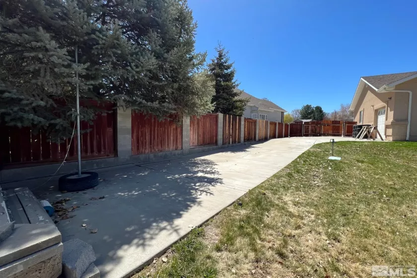 45 Julie, Winnemucca, Nevada 89445, 4 Bedrooms Bedrooms, ,4 BathroomsBathrooms,Residential,Residential,Julie,230003868