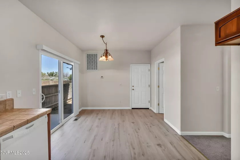 1296 Woodside, Gardnerville, Nevada 89460, 3 Bedrooms Bedrooms, ,3 BathroomsBathrooms,Residential,Residential,Woodside,250054129