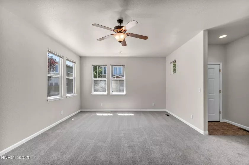 1296 Woodside, Gardnerville, Nevada 89460, 3 Bedrooms Bedrooms, ,3 BathroomsBathrooms,Residential,Residential,Woodside,250054129