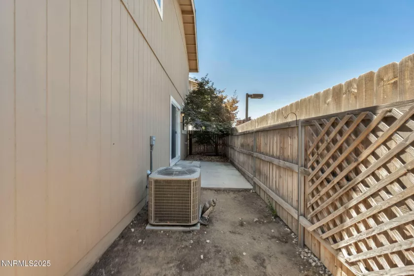 1296 Woodside, Gardnerville, Nevada 89460, 3 Bedrooms Bedrooms, ,3 BathroomsBathrooms,Residential,Residential,Woodside,250054129