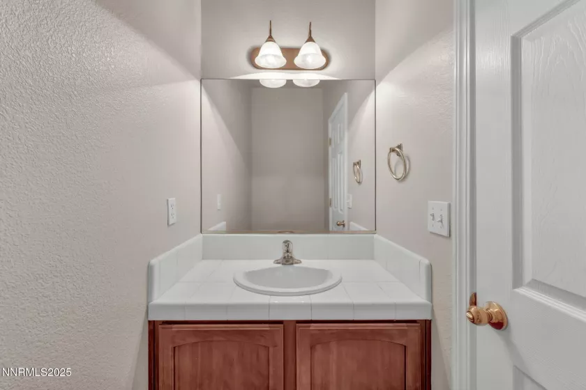 1296 Woodside, Gardnerville, Nevada 89460, 3 Bedrooms Bedrooms, ,3 BathroomsBathrooms,Residential,Residential,Woodside,250054129