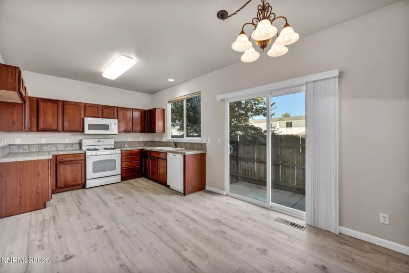 1296 Woodside, Gardnerville, Nevada 89460, 3 Bedrooms Bedrooms, ,3 BathroomsBathrooms,Residential,Residential,Woodside,250054129