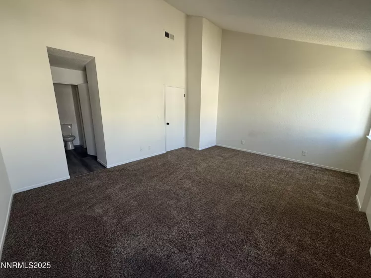 987 Damon, Sparks, Nevada 89431, 2 Bedrooms Bedrooms, ,2 BathroomsBathrooms,Residential,Residential,Damon,250054130