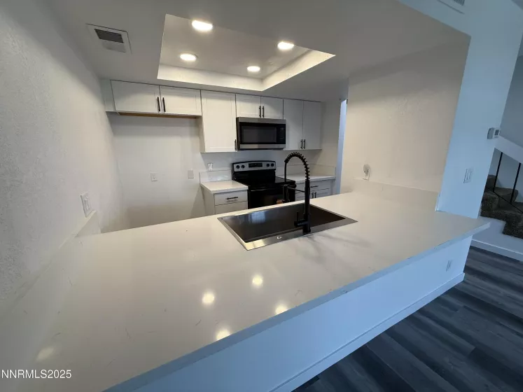 987 Damon, Sparks, Nevada 89431, 2 Bedrooms Bedrooms, ,2 BathroomsBathrooms,Residential,Residential,Damon,250054130