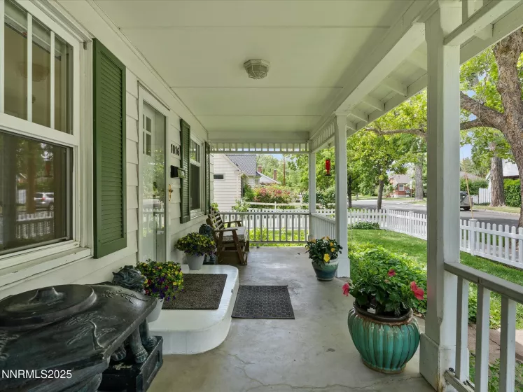 1016 Nixon, Reno, Nevada 89509, 2 Bedrooms Bedrooms, ,1 BathroomBathrooms,Residential,Residential,Nixon,250052081