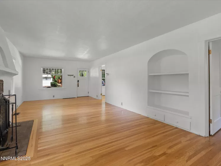 1016 Nixon, Reno, Nevada 89509, 2 Bedrooms Bedrooms, ,1 BathroomBathrooms,Residential,Residential,Nixon,250052081