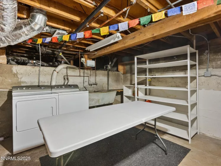 1016 Nixon, Reno, Nevada 89509, 2 Bedrooms Bedrooms, ,1 BathroomBathrooms,Residential,Residential,Nixon,250052081