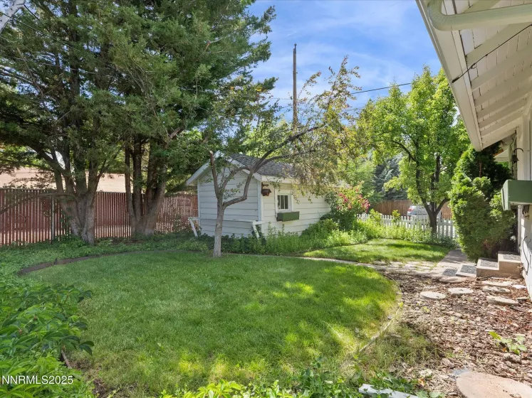 1016 Nixon, Reno, Nevada 89509, 2 Bedrooms Bedrooms, ,1 BathroomBathrooms,Residential,Residential,Nixon,250052081