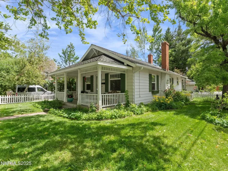 1016 Nixon, Reno, Nevada 89509, 2 Bedrooms Bedrooms, ,1 BathroomBathrooms,Residential,Residential,Nixon,250052081