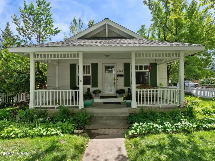 1016 Nixon, Reno, Nevada 89509, 2 Bedrooms Bedrooms, ,1 BathroomBathrooms,Residential,Residential,Nixon,250052081