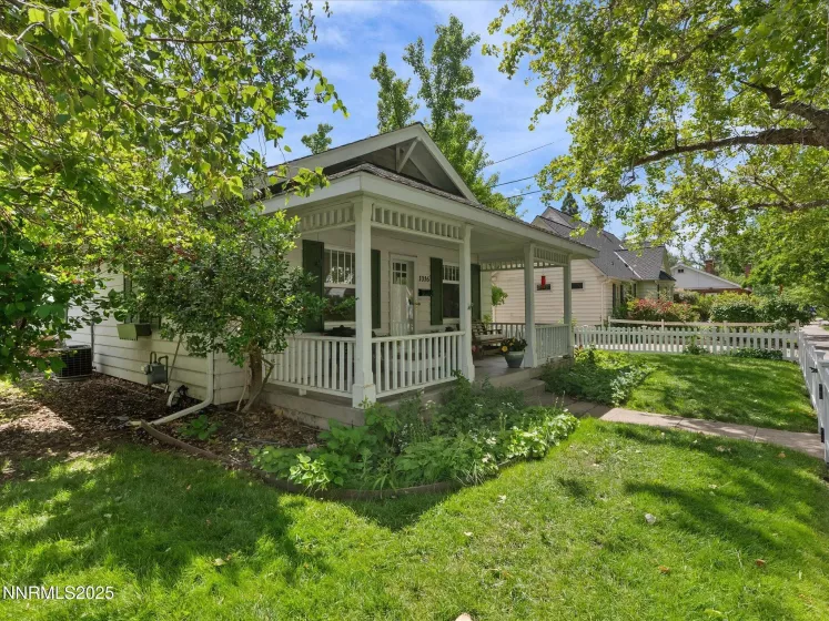 1016 Nixon, Reno, Nevada 89509, 2 Bedrooms Bedrooms, ,1 BathroomBathrooms,Residential,Residential,Nixon,250052081