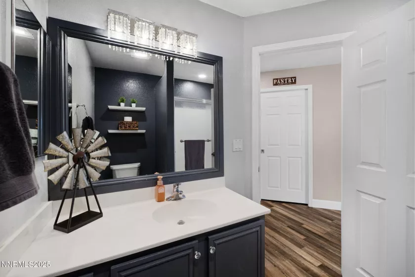 1695 Talking Sparrow, Spanish Springs, Nevada 89441, 4 Bedrooms Bedrooms, ,3 BathroomsBathrooms,Residential,Residential,Talking Sparrow,250054114
