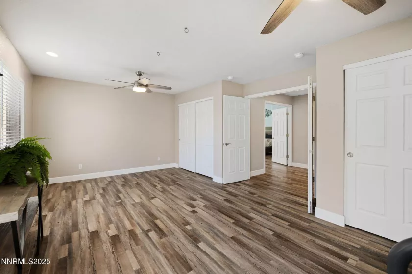 1695 Talking Sparrow, Spanish Springs, Nevada 89441, 4 Bedrooms Bedrooms, ,3 BathroomsBathrooms,Residential,Residential,Talking Sparrow,250054114
